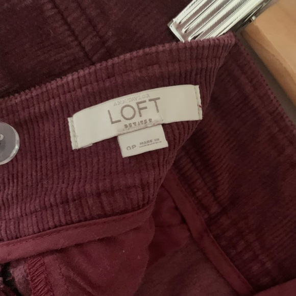 Loft maroon corduroy skirt size 0 petite - Picture 2 of 3